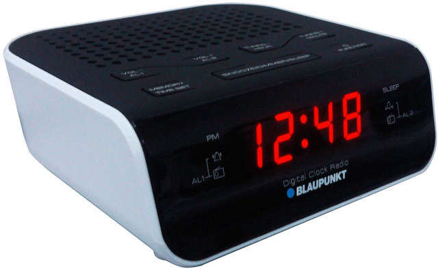 BLAUPUNKT CR5WH CLOCK RADIO WITH ALARM