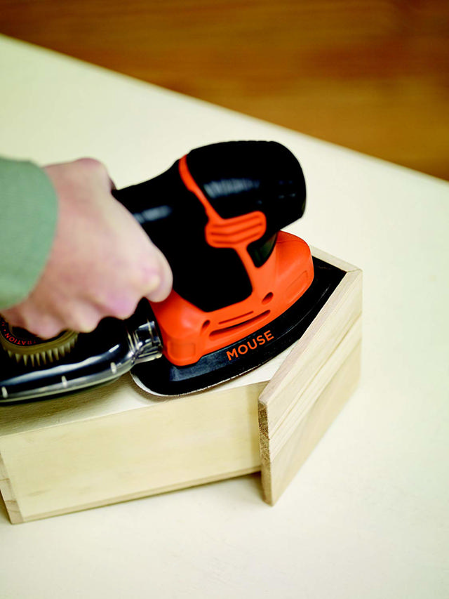 BLACK&DECKER KA2000-QS - 120W CORDED MOUSE SANDER 