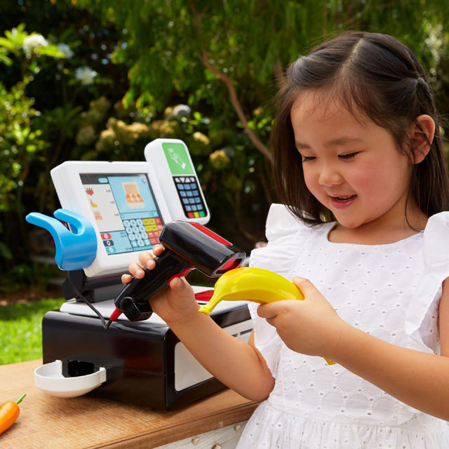 LITTLE TIKES FIRST APPLIANCES CASHIER MACHINE