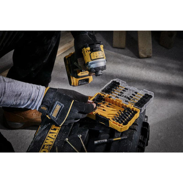 DEWALT FLEXTORQ SCREW DRIVING SET 31PCS