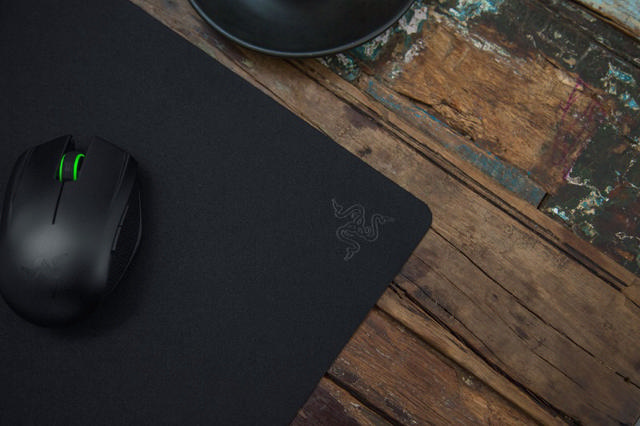 RAZER GOLIATHUS MOBILE STEALTH MOUSEMAT 270MM ΜΑΥΡΟ