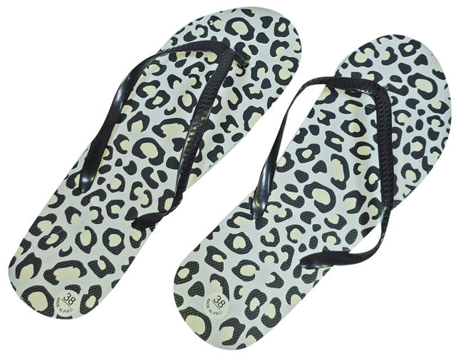 WOMEN SLIPPER M35-40 2 ΔΙΑΦΟΡΕΤΙΚΑ ΣΧΕΔΙΑ