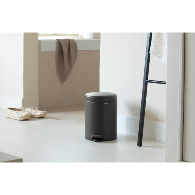 BRABANTIA  PEDAL BIN 5L - MINERAL GREY