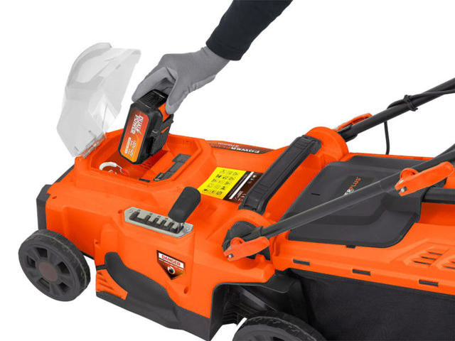 POWERPLUS POWMDPG761 LAWNMOWER 40V 370MM NO BATTERY