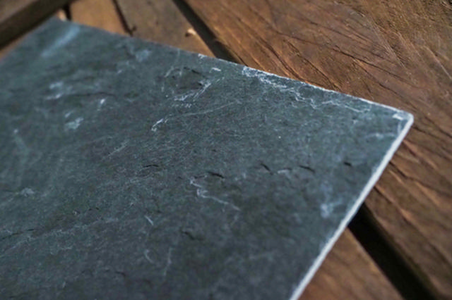 PLATER SLATE MATERIAL 20CM X 20CM