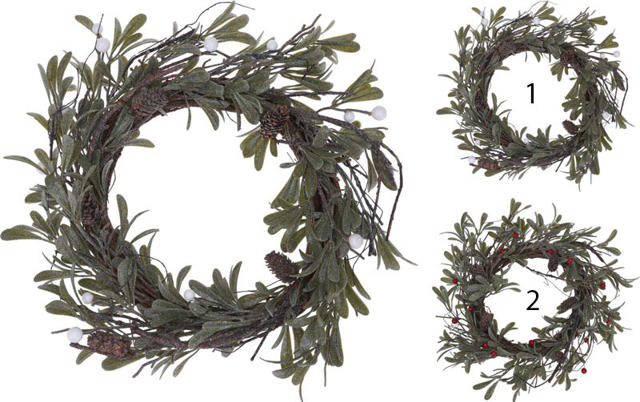 WREATH W LEAFS & BERRIES